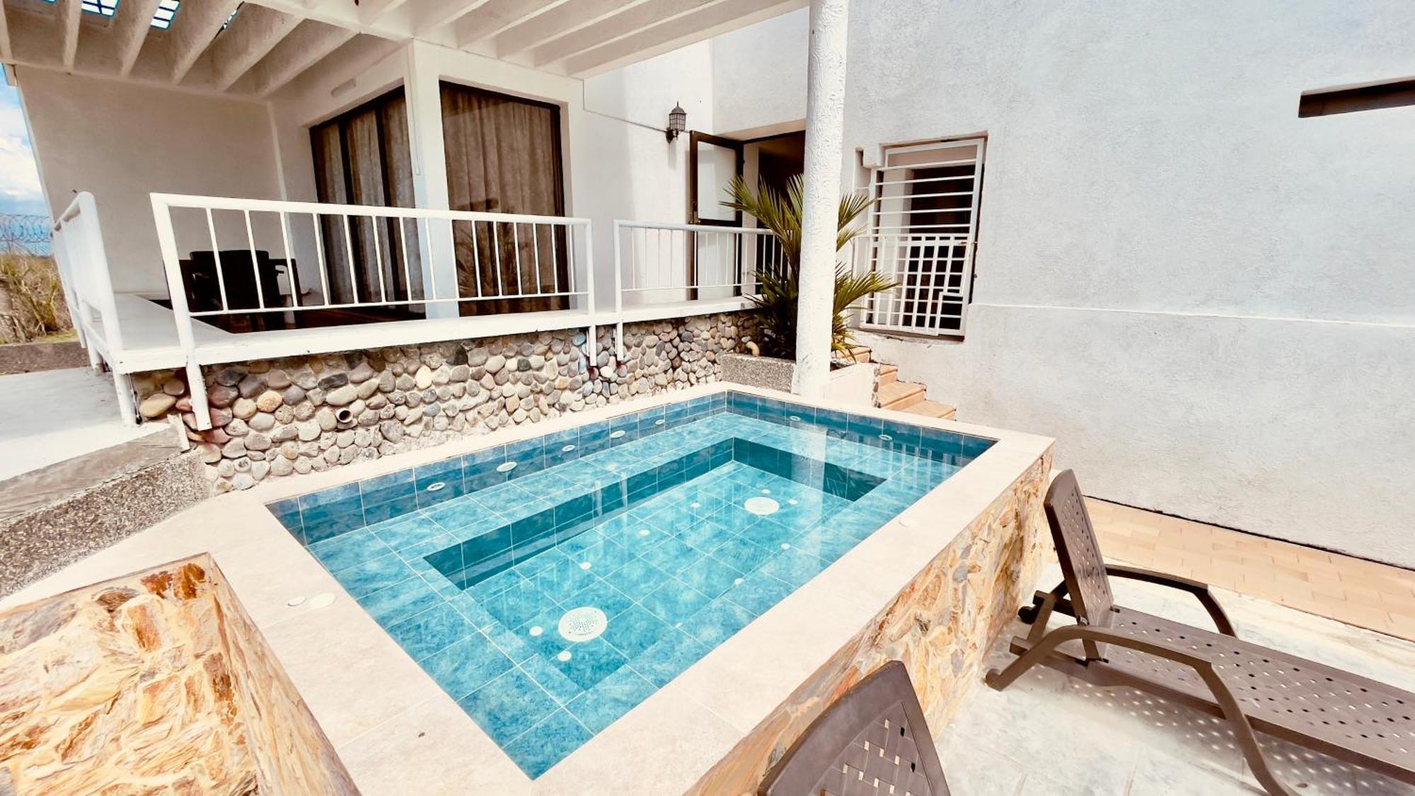Loto Del Viento Hotel Cartago Exterior foto