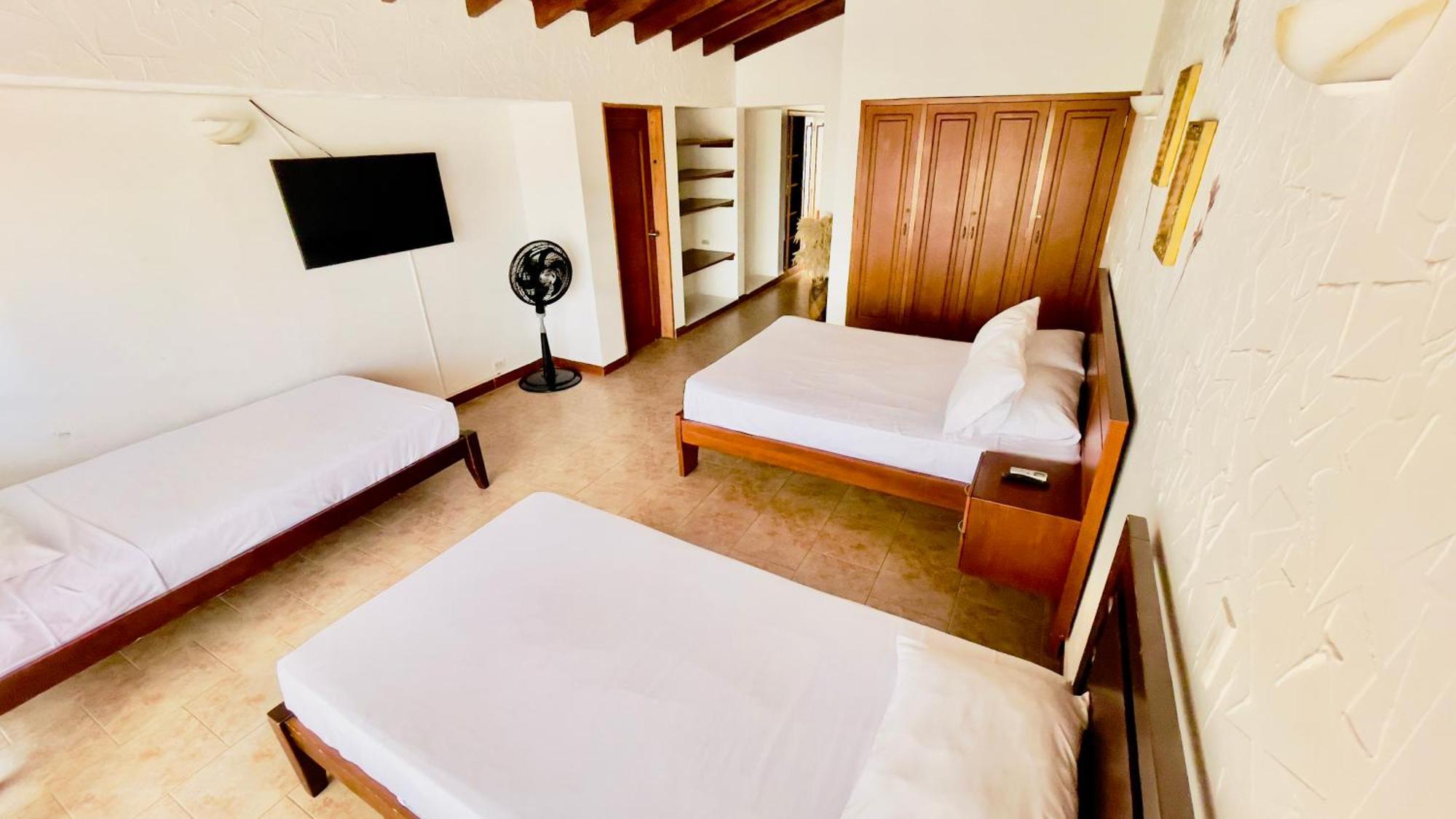 Loto Del Viento Hotel Cartago Exterior foto